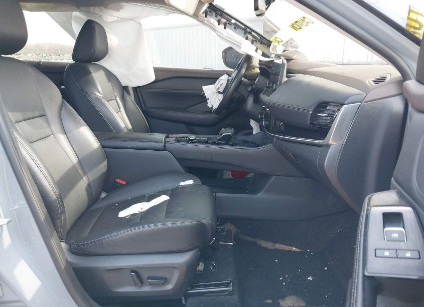 Photo 5 of 2023 Nissan Rogue SL INTELLIGENT AWD (VIN 5N1BT3CB2PC801113)