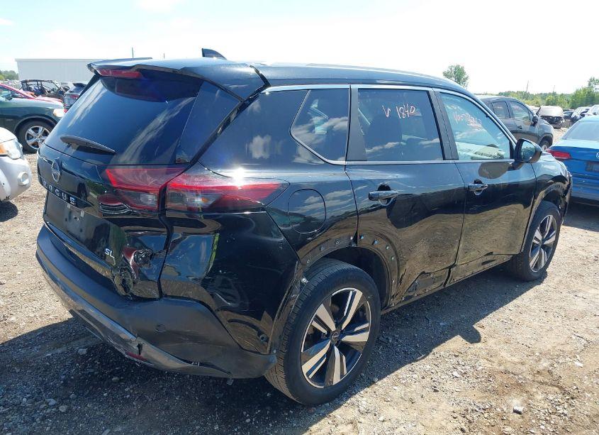 Photo 4 of 2023 Nissan Rogue SL INTELLIGENT AWD (VIN 5N1BT3CB3PC791840)