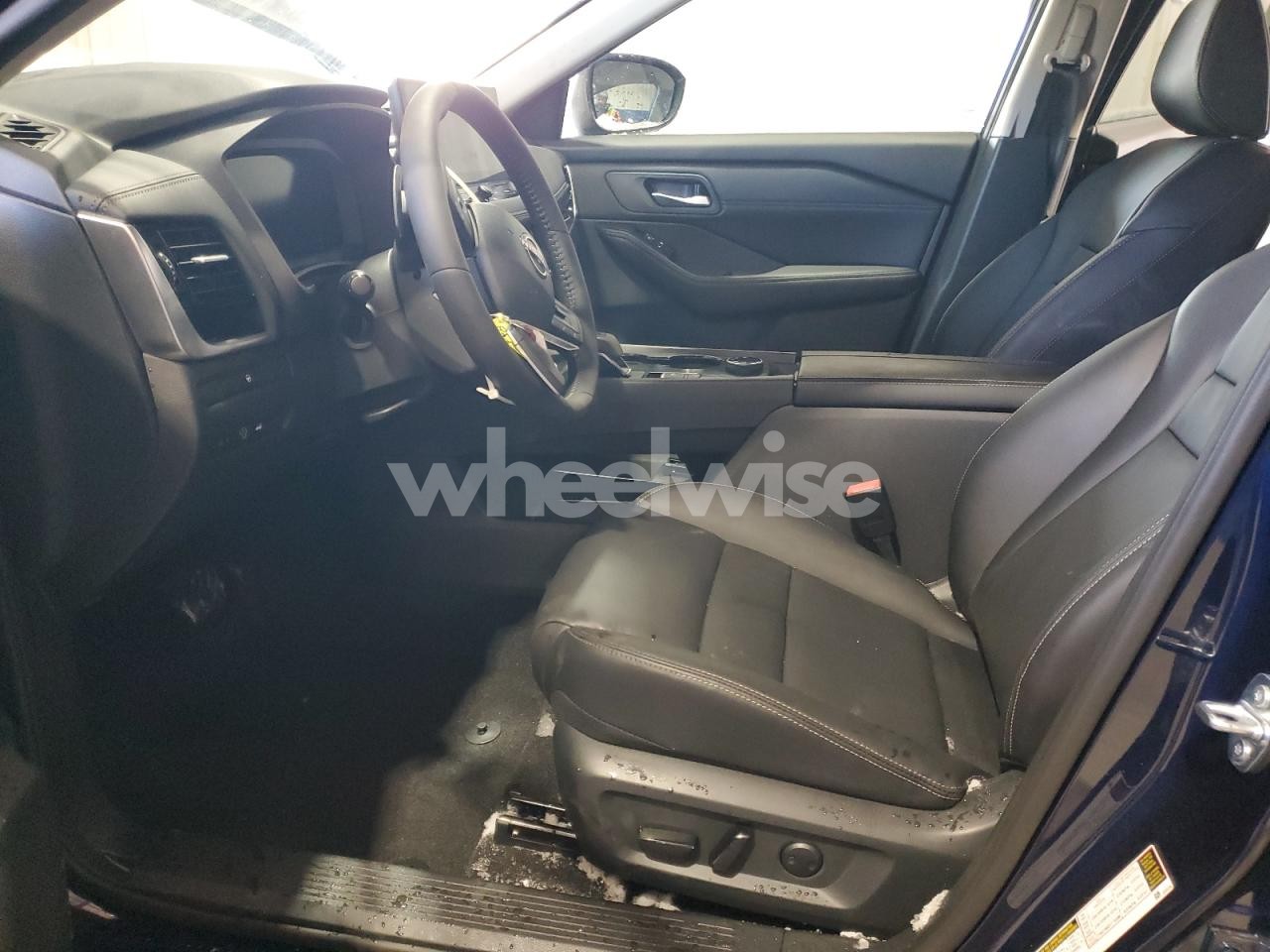 Photo 7 of 2026 NISSAN ROGUE SL (VIN 5N1BT3CB5TC691460)