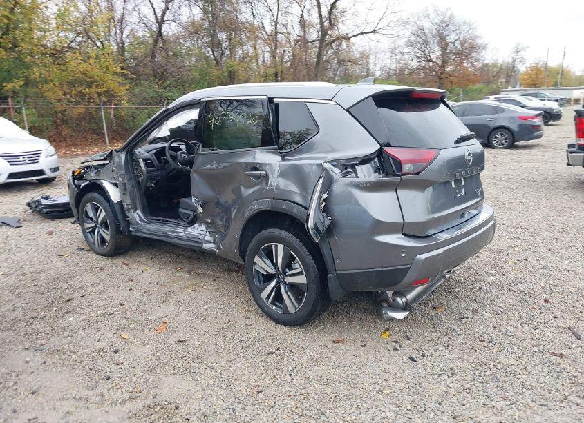 Photo 3 of 2024 Nissan Rogue SL INTELLIGENT AWD (VIN 5N1BT3CB6RC753537)