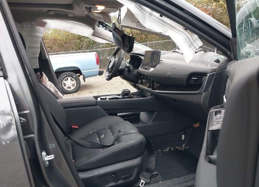 Photo 5 of 2024 Nissan Rogue SL INTELLIGENT AWD (VIN 5N1BT3CB6RC753537)