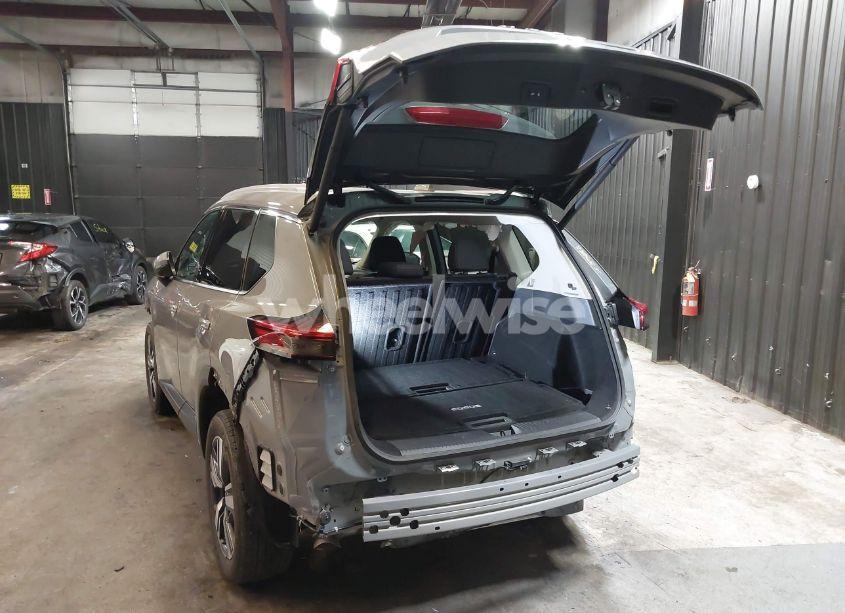 Photo 3 of 2024 Nissan Rogue SL INTELLIGENT AWD (VIN 5N1BT3CB7RC685572)