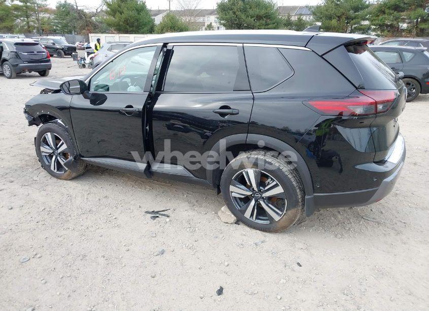 Photo 3 of 2024 Nissan Rogue SL INTELLIGENT AWD (VIN 5N1BT3CB7RC744894)