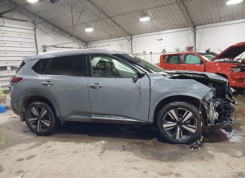 Photo 13 of 2022 Nissan Rogue SL INTELLIGENT AWD (VIN 5N1BT3CB9NC726763)