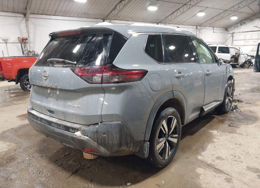 Photo 4 of 2022 Nissan Rogue SL INTELLIGENT AWD (VIN 5N1BT3CB9NC726763)