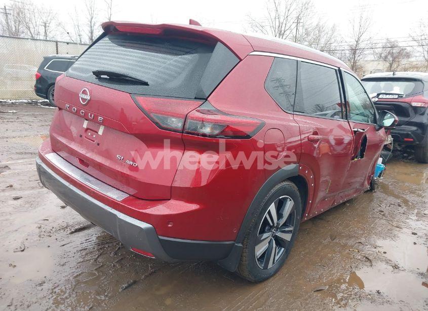 Photo 4 of 2024 Nissan Rogue SL INTELLIGENT AWD (VIN 5N1BT3CB9RC736196)