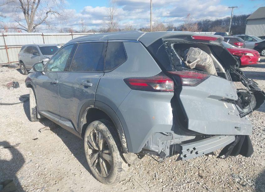Photo 3 of 2022 Nissan Rogue SL INTELLIGENT AWD (VIN 5N1BT3CBXNC684782)