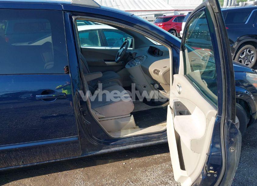 Photo 5 of 2005 Nissan Quest 3.5 S (VIN 5N1BV28U55N113641)