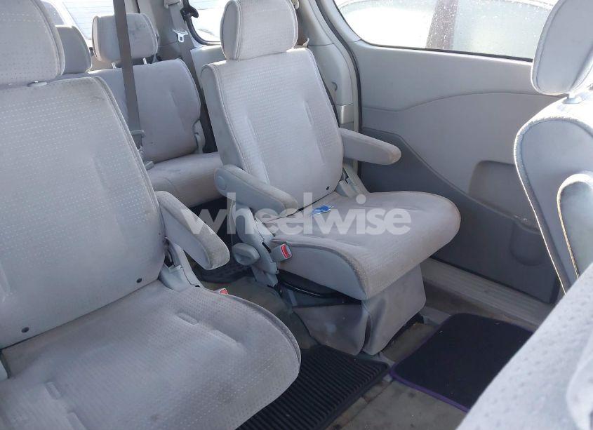 Photo 8 of 2005 Nissan Quest 3.5 (VIN 5N1BV28UX5N114655)