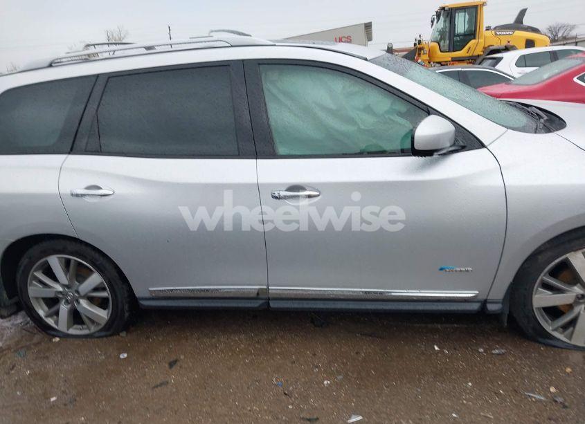 Photo 13 of 2014 Nissan Pathfinder HYBRID PLATINUM (VIN 5N1CR2MM0EC659550)