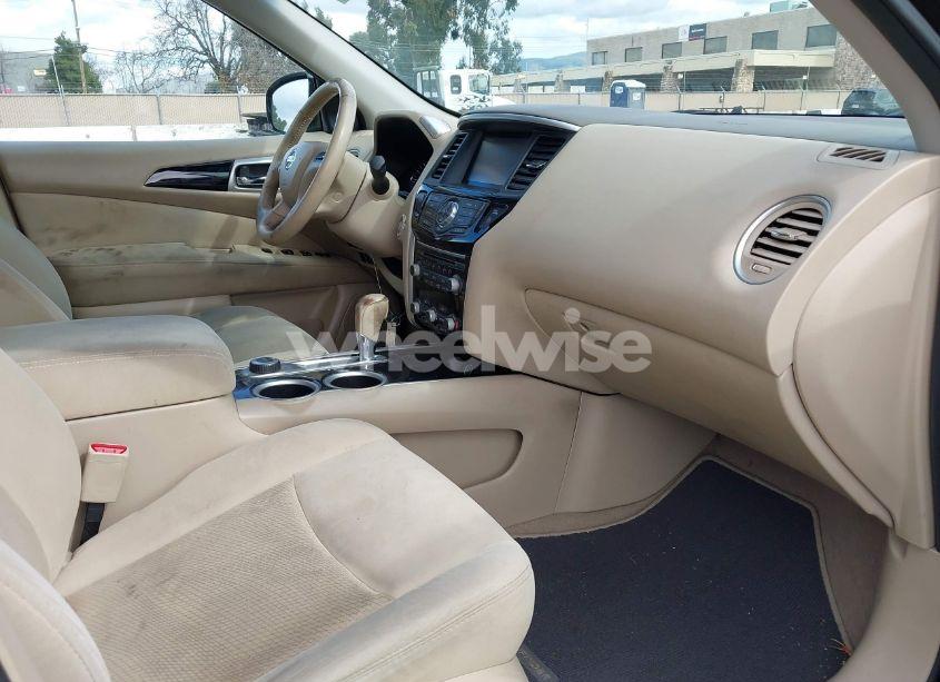 Photo 5 of 2014 Nissan Pathfinder HYBRID SV (VIN 5N1CR2MM4EC646820)