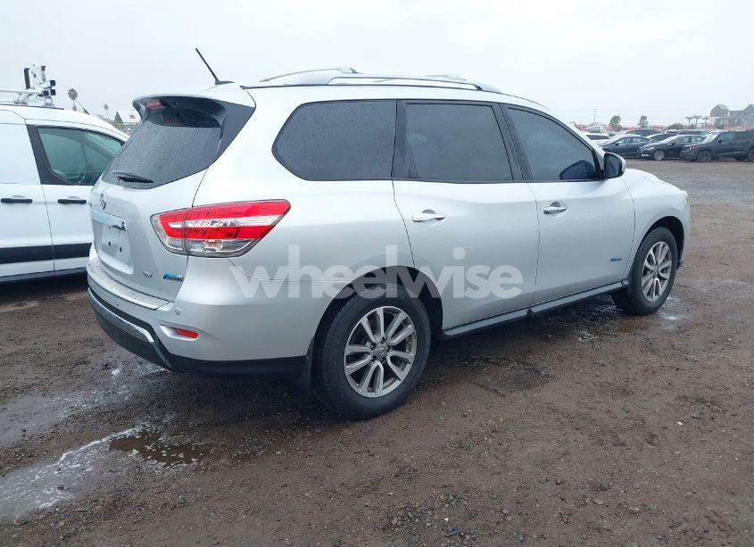 Photo 4 of 2014 Nissan Pathfinder HYBRID SV (VIN 5N1CR2MNXEC659211)