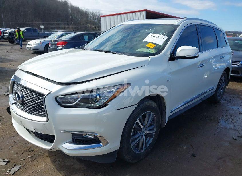 Photo 2 of 2020 Infiniti Qx60 LUXE AWD (VIN 5N1DL0MM0LC513849)