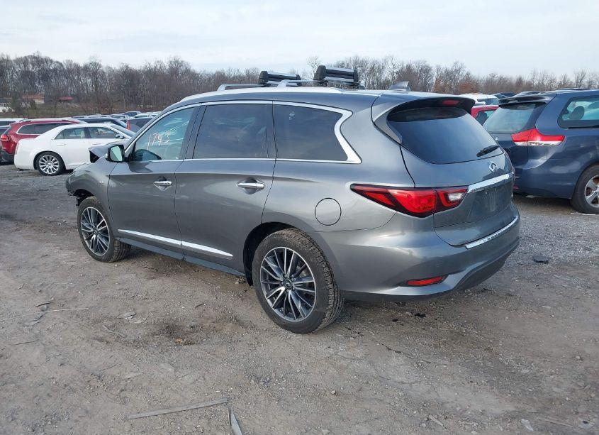 Photo 3 of 2018 Infiniti Qx60 (VIN 5N1DL0MM2JC532416)