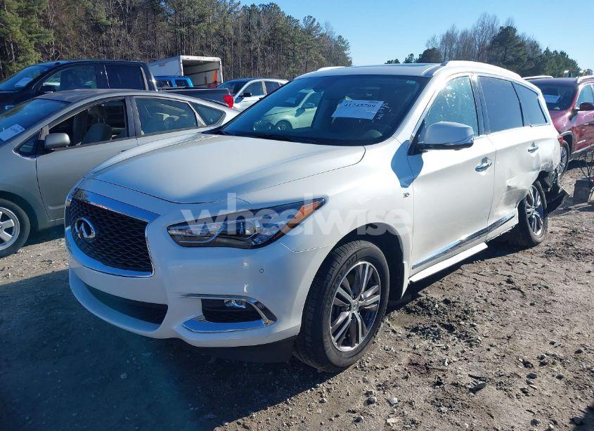 Photo 2 of 2018 Infiniti Qx60 (VIN 5N1DL0MM3JC532456)