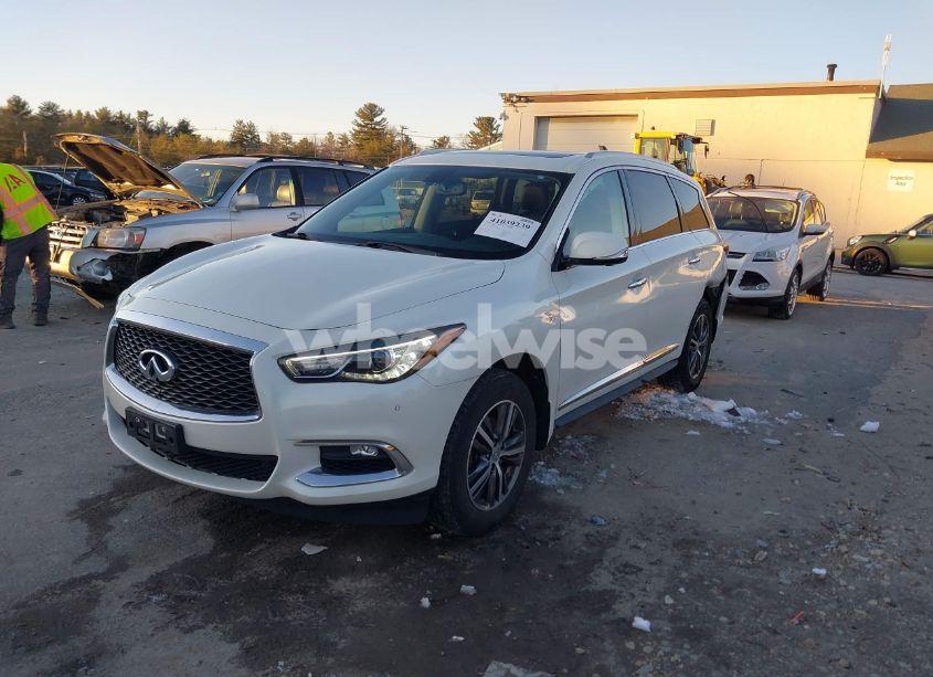Photo 2 of 2017 Infiniti Qx60 (VIN 5N1DL0MM5HC512767)