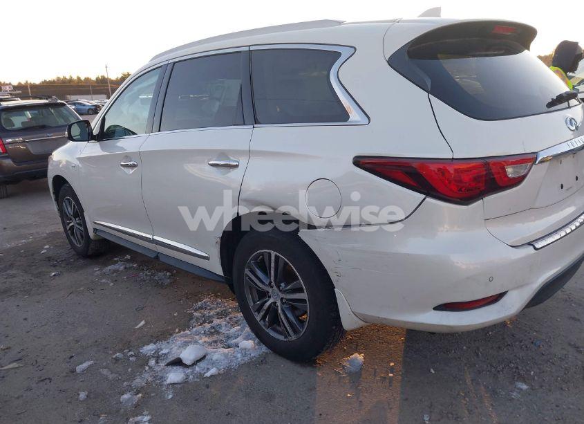 Photo 6 of 2017 Infiniti Qx60 (VIN 5N1DL0MM5HC512767)