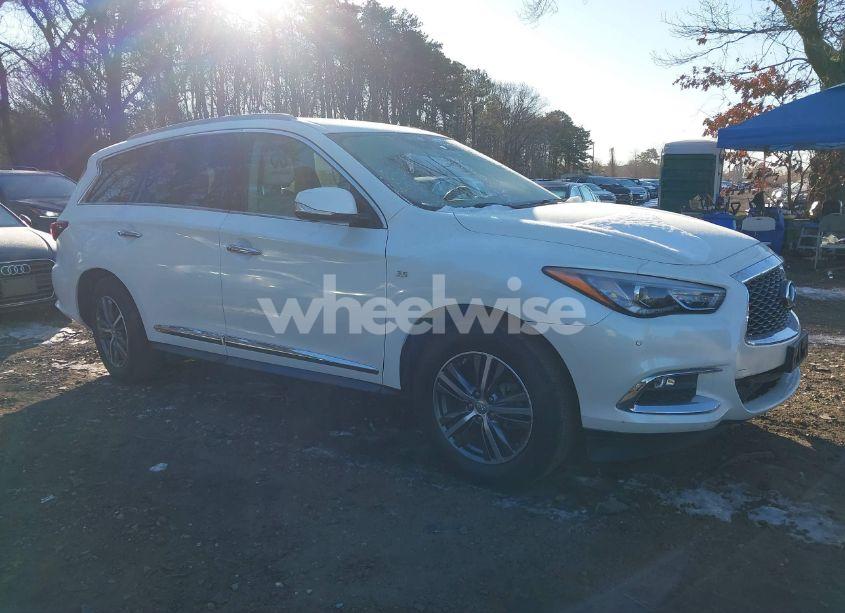 Photo 13 of 2018 Infiniti Qx60 (VIN 5N1DL0MM8JC525972)