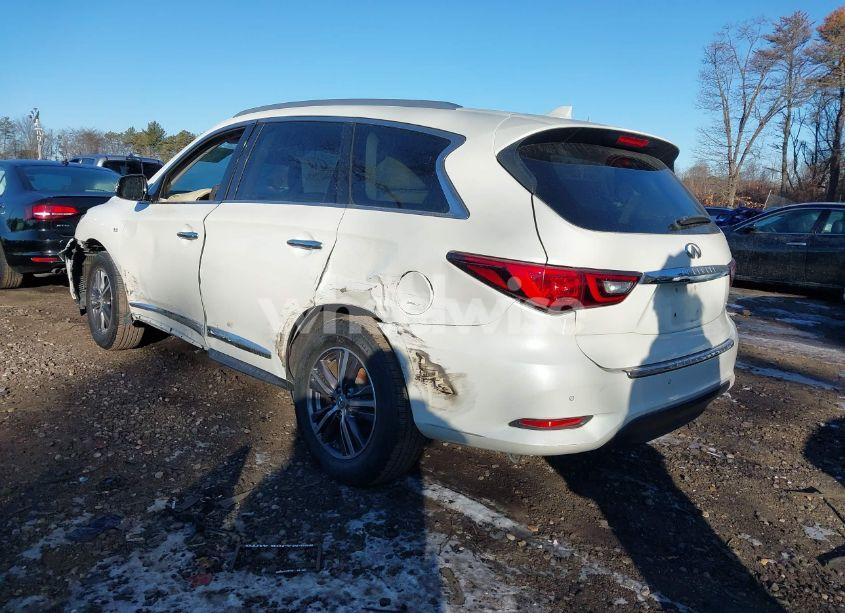 Photo 3 of 2018 Infiniti Qx60 (VIN 5N1DL0MM8JC525972)