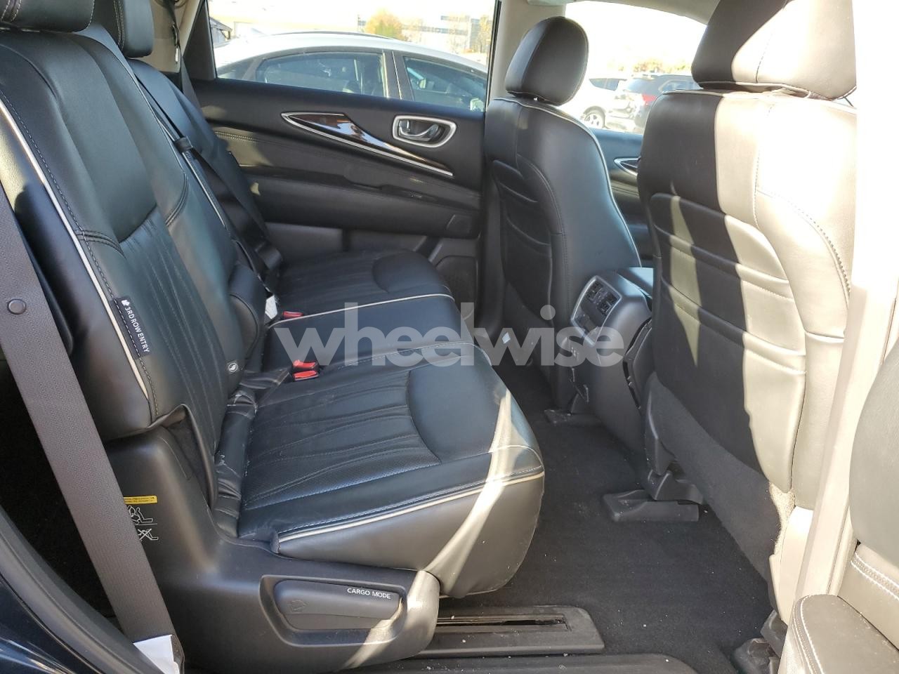 Photo 11 of 2020 INFINITI QX60 LUXE (VIN 5N1DL0MMXKC500346)