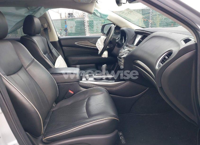 Photo 5 of 2019 Infiniti Qx60 LUXE (VIN 5N1DL0MMXKC563933)