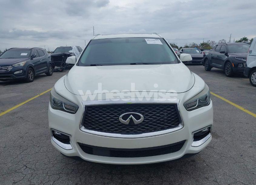 Photo 13 of 2018 Infiniti Qx60 (VIN 5N1DL0MN2JC508836)