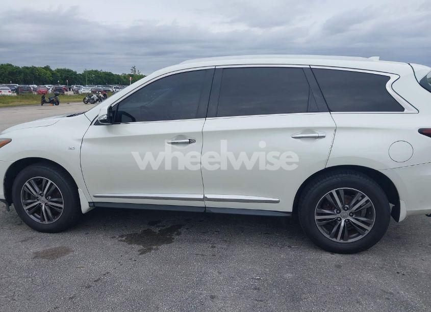 Photo 15 of 2018 Infiniti Qx60 (VIN 5N1DL0MN2JC508836)
