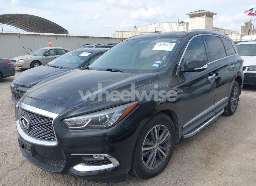 Photo 2 of 2018 Infiniti Qx60 (VIN 5N1DL0MN3JC500907)