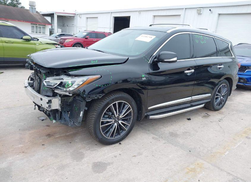 Photo 2 of 2020 Infiniti Qx60 LUXE (VIN 5N1DL0MN7LC535386)