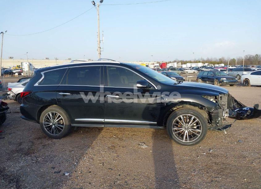 Photo 13 of 2018 Infiniti Qx60 (VIN 5N1DL0MN8JC509747)