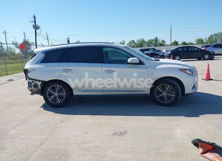 Photo 13 of 2017 Infiniti Qx60 (VIN 5N1DL0MN9HC511467)