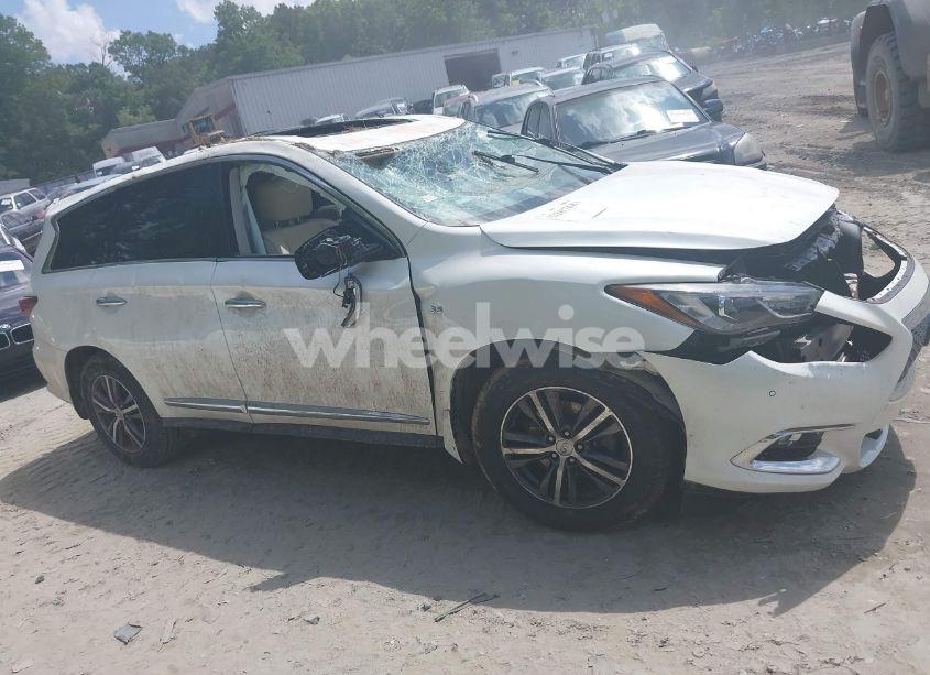 Photo 13 of 2018 Infiniti Qx60 (VIN 5N1DL0MN9JC520014)