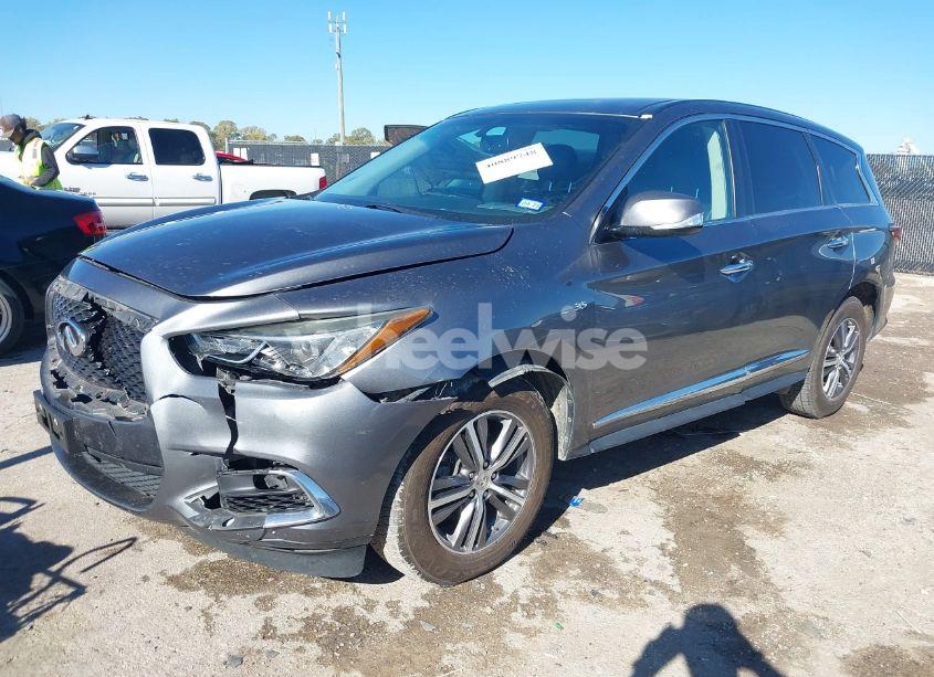 Photo 2 of 2018 Infiniti Qx60 (VIN 5N1DL0MN9JC520689)