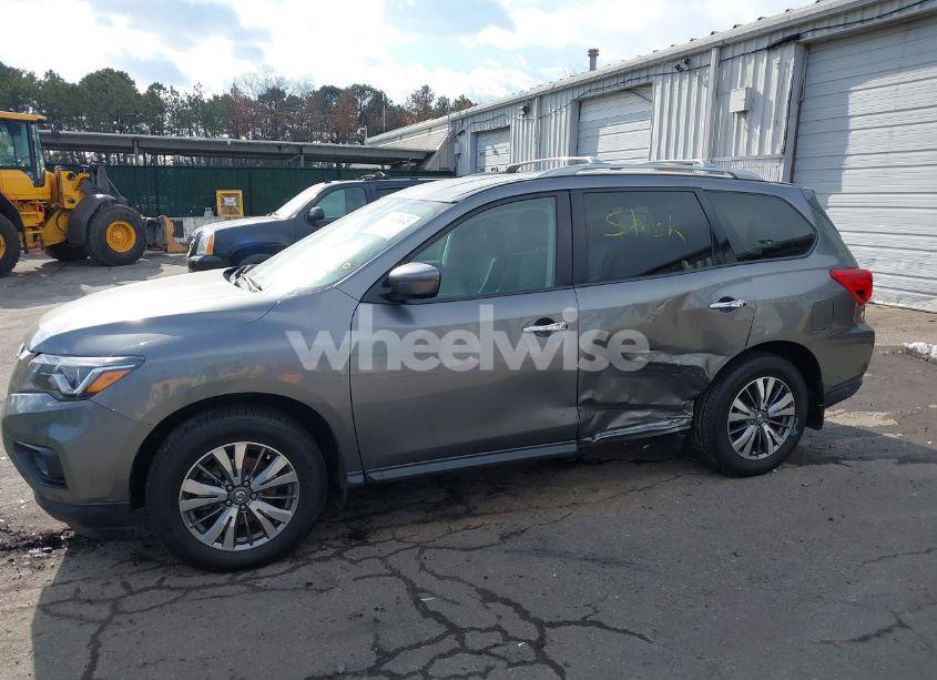 Photo 6 of 2020 Nissan Pathfinder S 4WD (VIN 5N1DR2AM0LC621774)