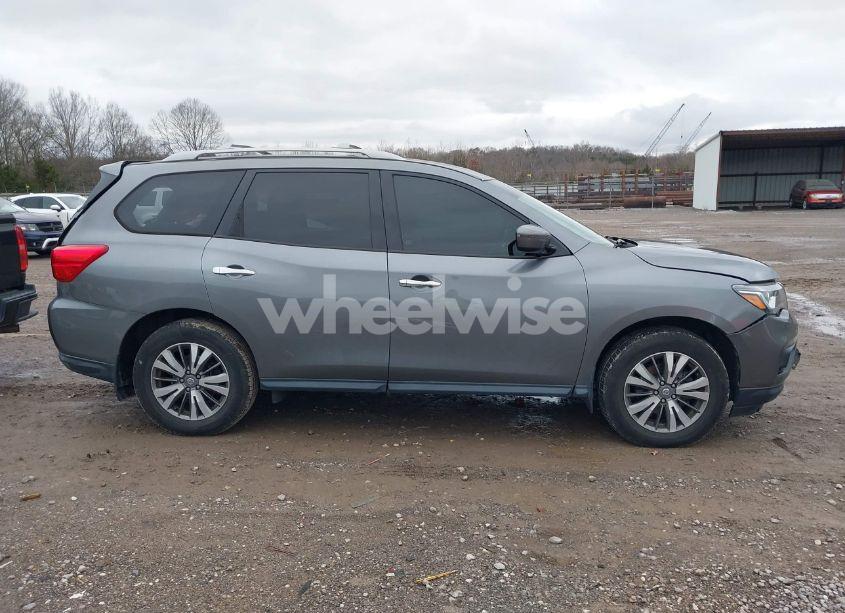 Photo 13 of 2020 Nissan Pathfinder S 4WD (VIN 5N1DR2AM2LC610758)