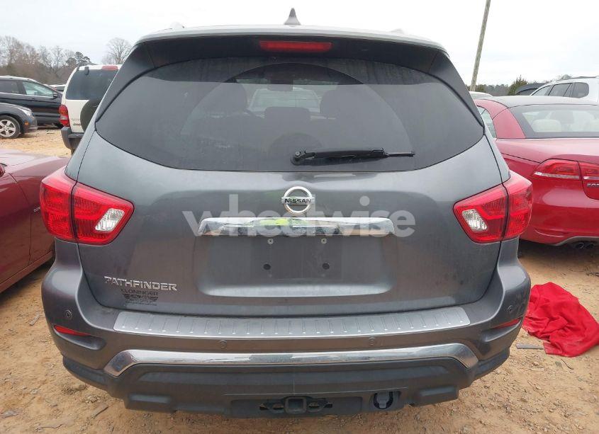 Photo 16 of 2020 Nissan Pathfinder S 2WD (VIN 5N1DR2AN1LC624479)