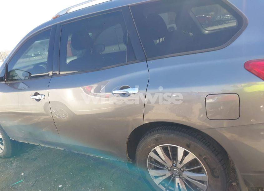 Photo 14 of 2020 Nissan Pathfinder S 2WD (VIN 5N1DR2AN5LC643553)