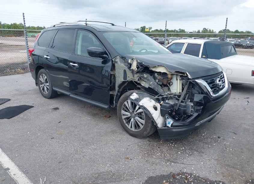 2020 Nissan Pathfinder S 2WD (VIN 5N1DR2AN6LC616913) main photo