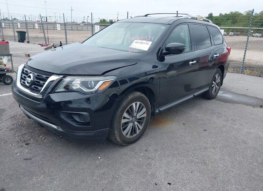 Photo 2 of 2020 Nissan Pathfinder S 2WD (VIN 5N1DR2AN6LC616913)