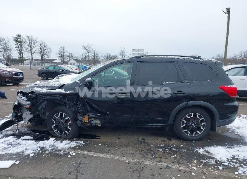 Photo 14 of 2020 Nissan Pathfinder SV 4WD (VIN 5N1DR2BM7LC577707)