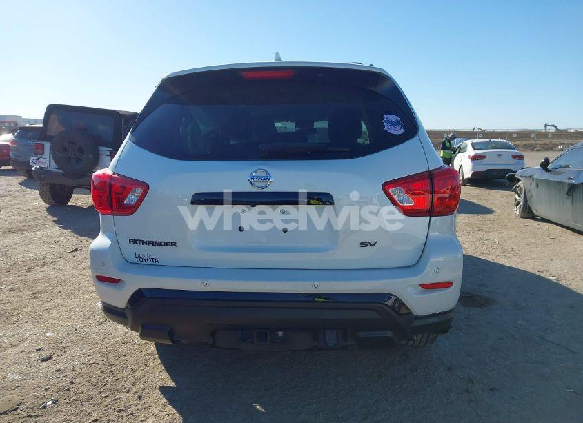 Photo 16 of 2020 Nissan Pathfinder SV 2WD (VIN 5N1DR2BN0LC621989)