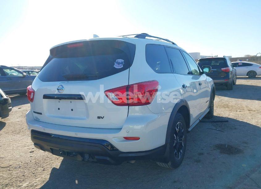 Photo 4 of 2020 Nissan Pathfinder SV 2WD (VIN 5N1DR2BN0LC621989)
