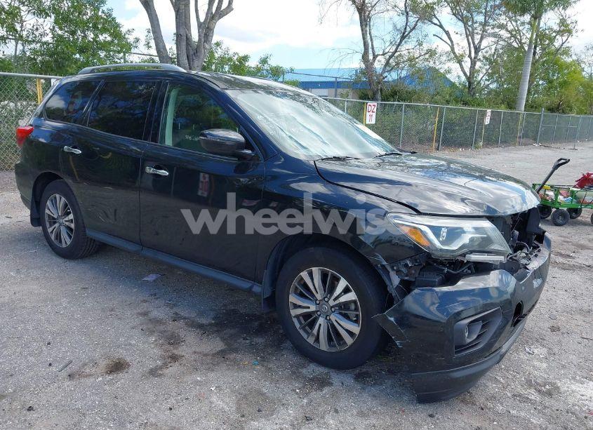 2020 Nissan Pathfinder SV 2WD (VIN 5N1DR2BN4LC641890) main photo