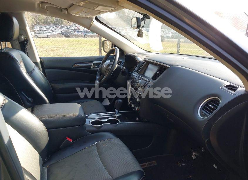 Photo 5 of 2020 Nissan Pathfinder SV 2WD (VIN 5N1DR2BN6LC629336)