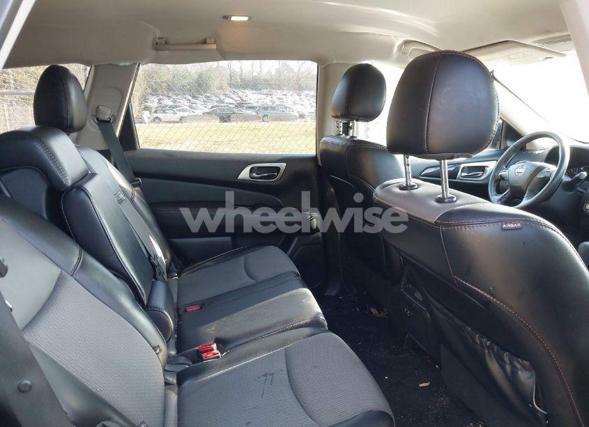 Photo 8 of 2020 Nissan Pathfinder SV 2WD (VIN 5N1DR2BN6LC629336)