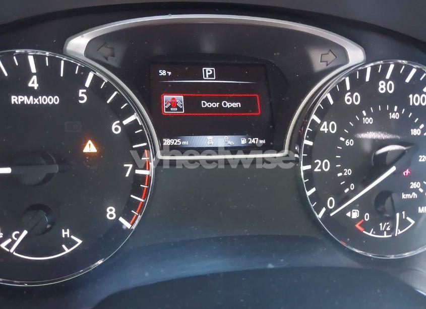 Photo 7 of 2020 Nissan Pathfinder SV 2WD (VIN 5N1DR2BN7LC636134)