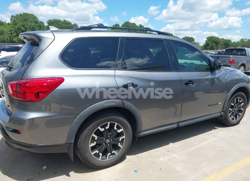 Photo 13 of 2020 Nissan Pathfinder SV 2WD (VIN 5N1DR2BN8LC594816)