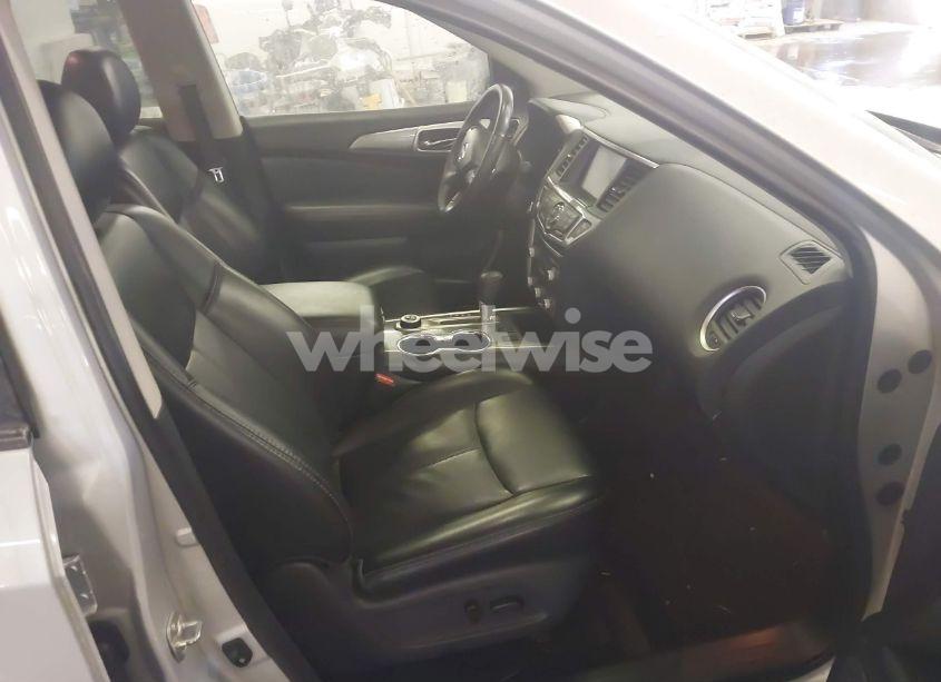 Photo 5 of 2020 Nissan Pathfinder SL 4WD (VIN 5N1DR2CM1LC613292)