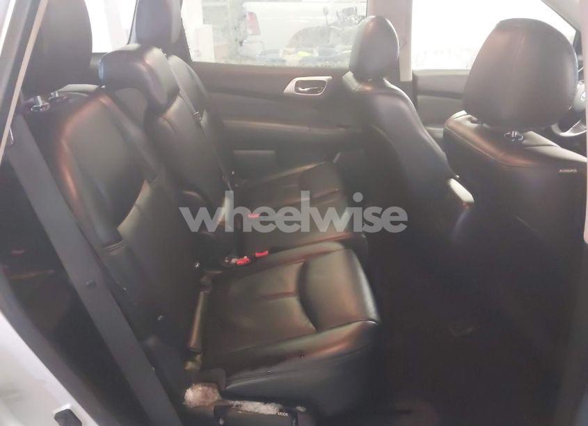 Photo 8 of 2020 Nissan Pathfinder SL 4WD (VIN 5N1DR2CM1LC613292)