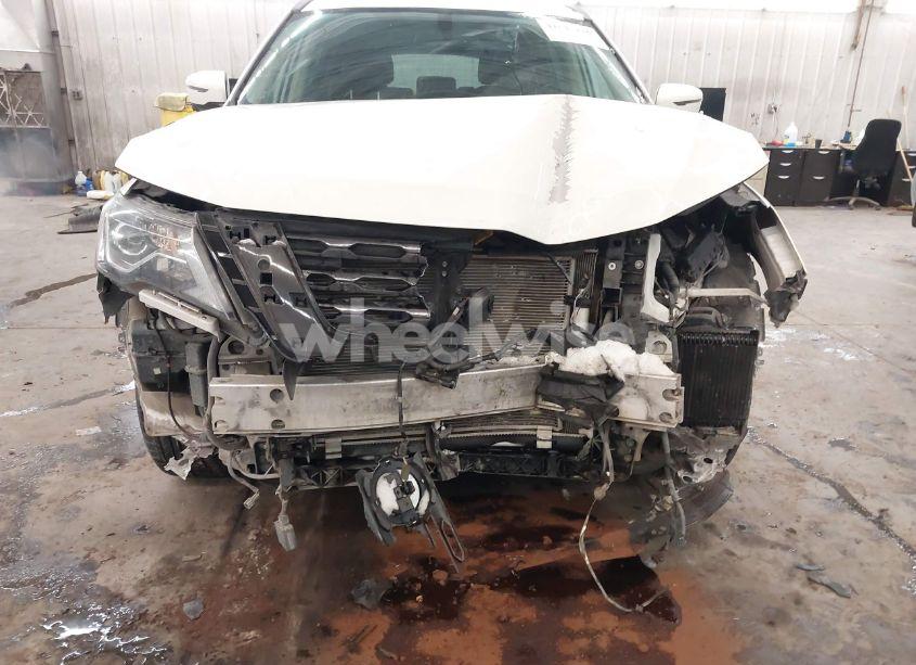 Photo 6 of 2020 Nissan Pathfinder SL 4WD (VIN 5N1DR2CM3LC596348)